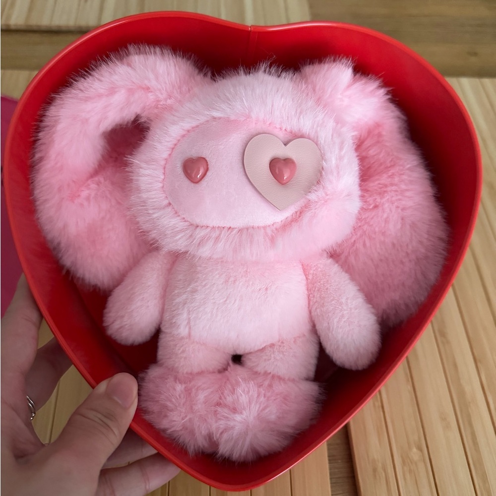 CJ Hendry Valentines Juju - Mini ❤️